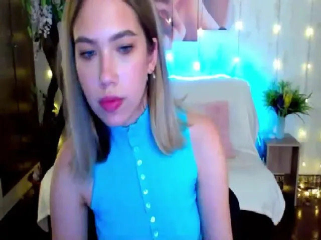 Live sex webcam photo for LovellyRima__ #265467827