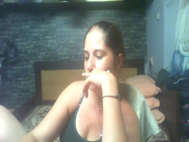 Live sex webcam photo for MGabrielle #258582150
