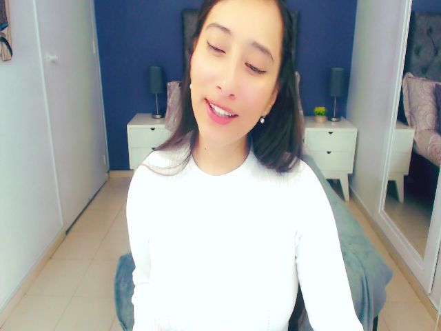 Live sex webcam photo for anniesclub #252353722