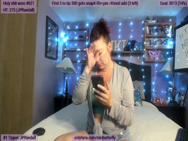 Live sex webcam photo for Nikibutterfly #260273617