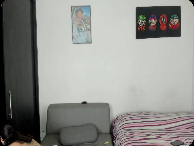 Live sex webcam photo for Anna_Weells #256579453