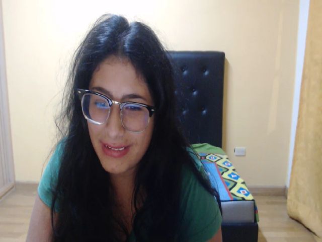 Live sex webcam photo for Aishafoxxx #260337926