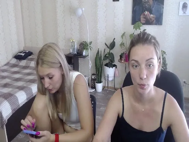 Live sex webcam photo for UrBlack_Kitty #255313600