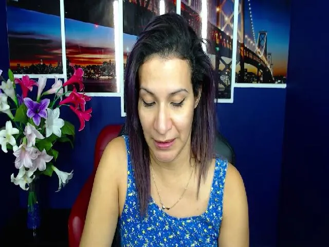 Live sex webcam photo for Infernalsexx #255525027