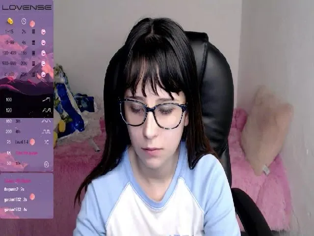 Live sex webcam photo for Paulette655 #255839208