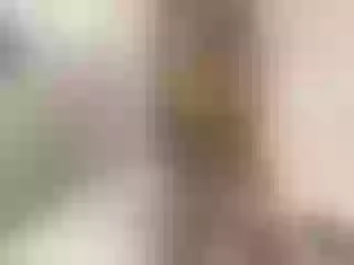 Live sex webcam photo for AngelaQueen #240602409