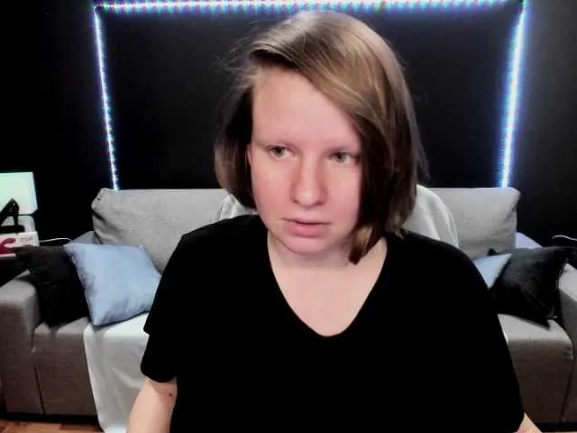 Live sex webcam photo for CoconutLegs #241257816