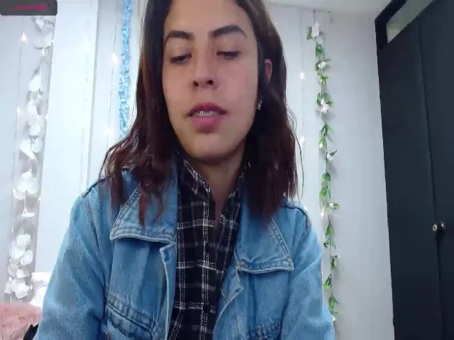 Live sex webcam photo for Cathryskyy #261260459