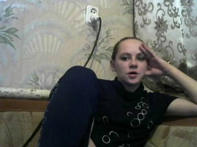 Live sex webcam photo for REPTILIAY #241177738