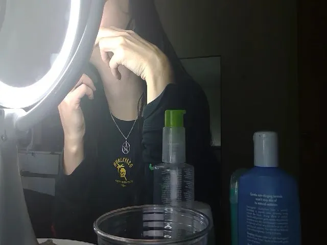 Live sex webcam photo for LilithLucid #256108323