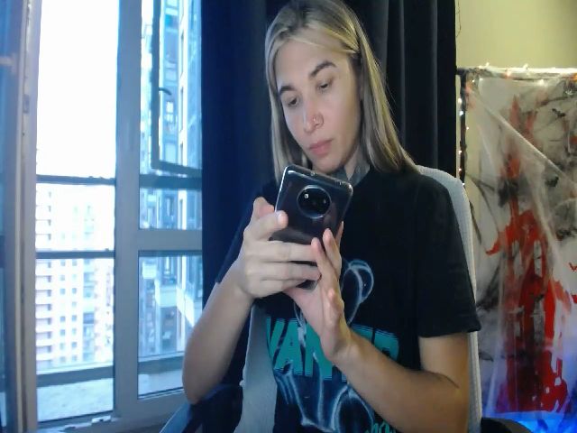 Live sex webcam photo for Angie_Wild #256023422