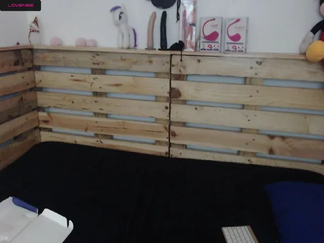 Live sex webcam photo for Valeriafiery #254288086