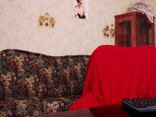 Live sex webcam photo for PetiteVenusX #260091593