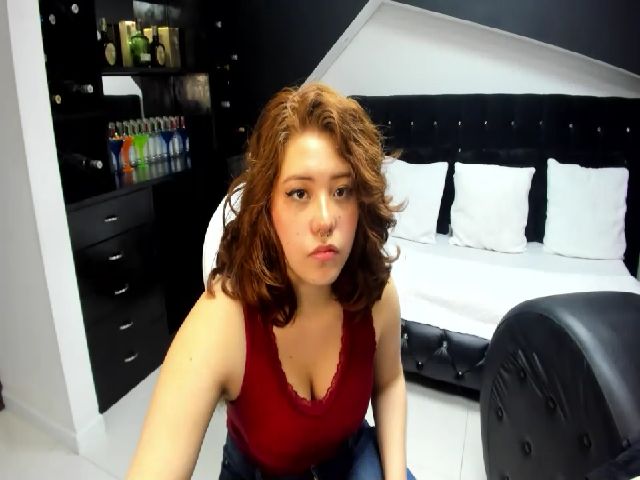 Live sex webcam photo for SofiaCammy #256142346