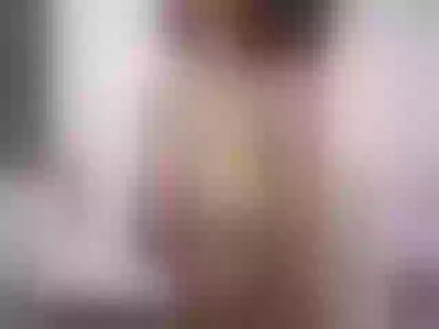 Live sex webcam photo for Sexyycutte #254391217