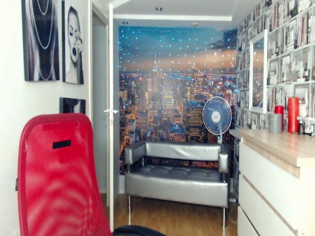 Live sex webcam photo for Lovely_della #255377773