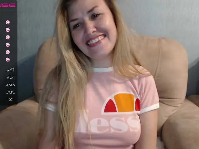 Live sex webcam photo for Milyusya #241659689