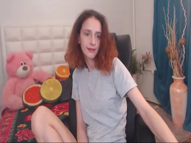 Live sex webcam photo for IrisNichols #264600671
