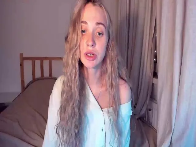 Live sex webcam photo for Uvirtualfrnd #258824347