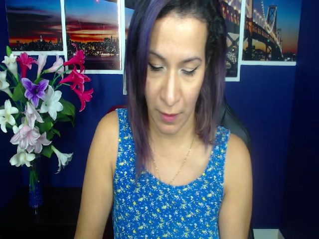 Live sex webcam photo for Infernalsexx #259597076