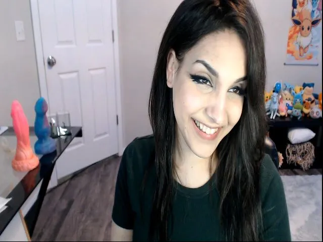 Live sex webcam photo for ThirstyCara #262922756