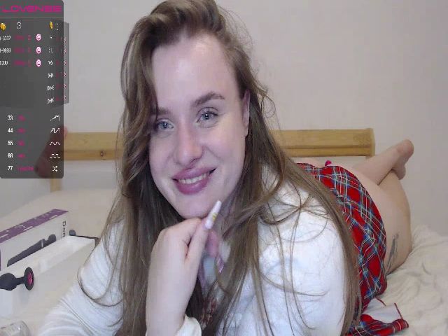 Live sex webcam photo for AliceSins1 #260237969