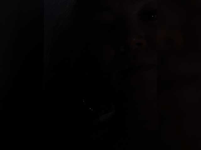 Live sex webcam photo for JaelaJames #250334410