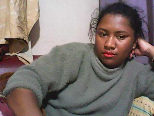 Live sex webcam photo for mybigass15 #251629649