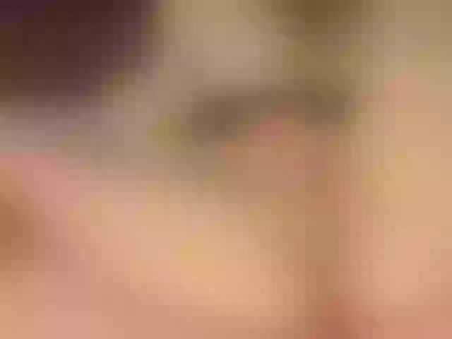Live sex webcam photo for juliesquirts #252417142