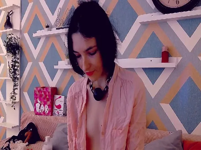 Live sex webcam photo for KattySteal #253751220