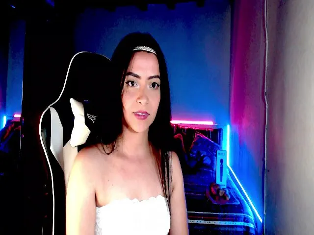Live sex webcam photo for Vanessax10 #257211542