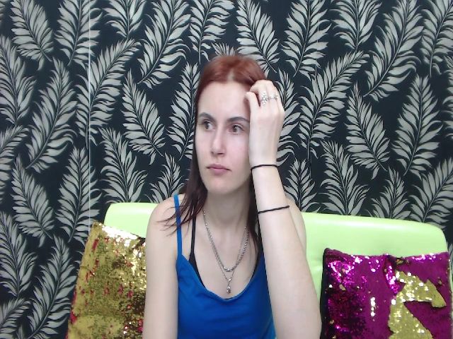 Live sex webcam photo for MollyTravis #257270945