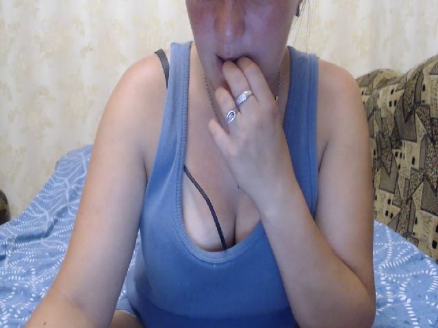 Live sex webcam photo for xxx_butterfly #258767626