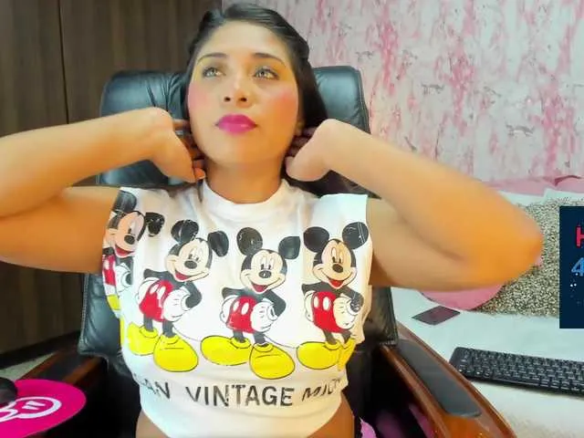 Live sex webcam photo for Sweettpepper #251133324