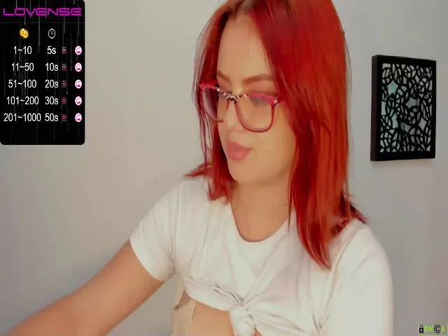 Live sex webcam photo for Esmeralda_R #263311975