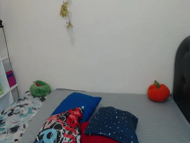 Live sex webcam photo for ImFoxx #257506125