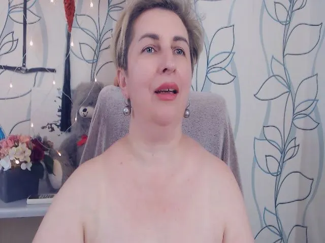 Live sex webcam photo for DepravedMadam #253722854