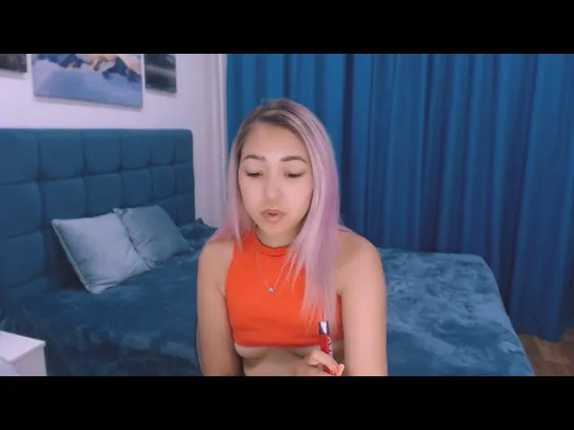 Live sex webcam photo for ArinaTigress #259743507