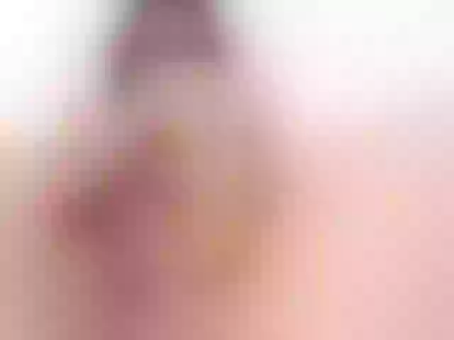 Live sex webcam photo for Carolineback #254384605