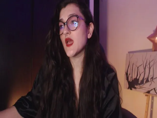 Live sex webcam photo for Miah_Peach #254721303
