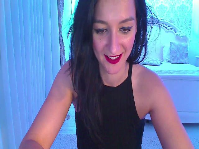 Live sex webcam photo for AmeliaNaked #253714768