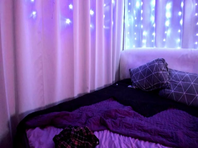 Live sex webcam photo for Annett19 #252624883