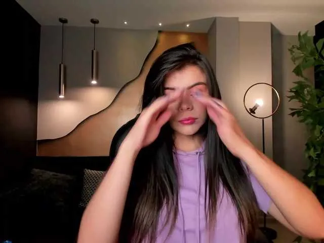 Live sex webcam photo for JulieBelle #287987719