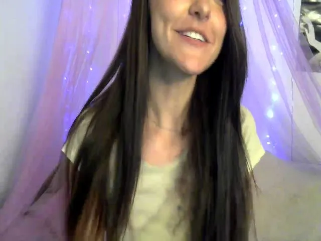 Live sex webcam photo for miuw_miuw #264744540