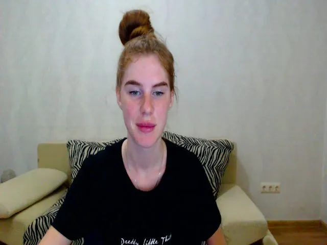 Live sex webcam photo for Vesnyshka #255756106