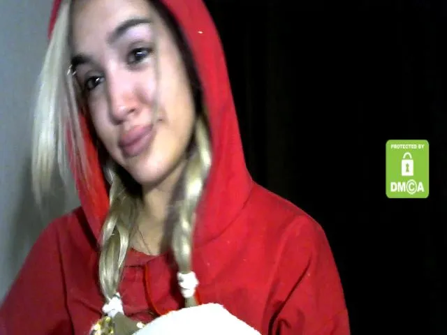 Live sex webcam photo for MyyDream #263271550