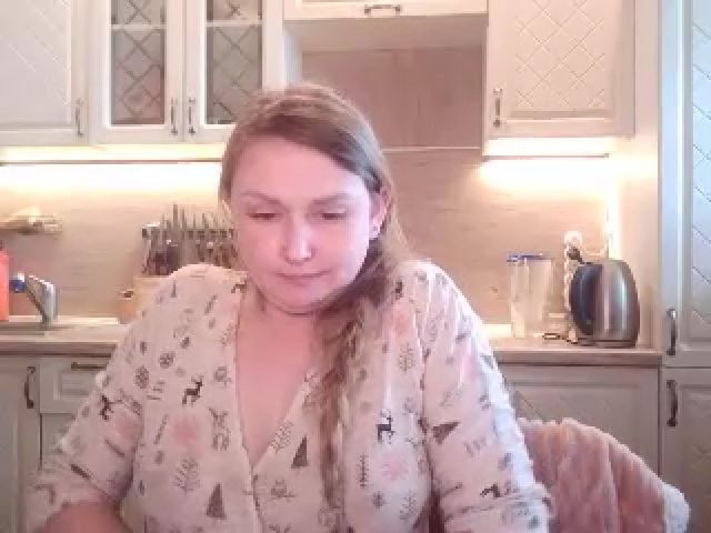 Live sex webcam photo for JaneGrey111 #256214328