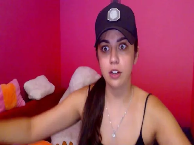 Live sex webcam photo for JordanFrank #262596016