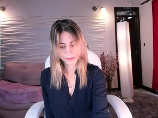 Live sex webcam photo for CassieKleinX #240590337