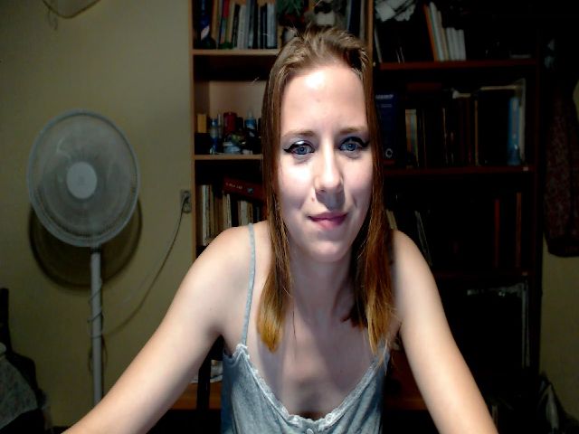 Live sex webcam photo for WinterGoddess #255492478